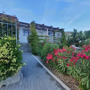 residence-eucalyptus-suite-2.hotelitalianriviera.com/